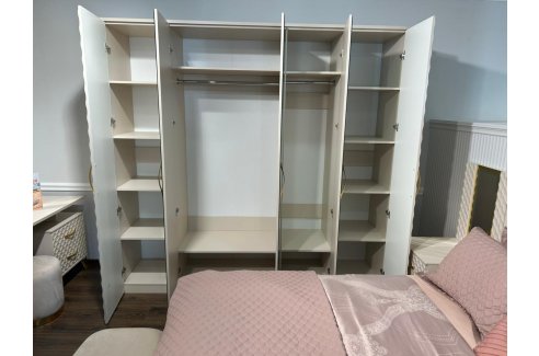 Шкаф Лара 5-створчатый с зеркалом бежевый глянец-2