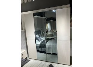 шкаф Стелла 4-створчатый с зеркалом светло серый камень